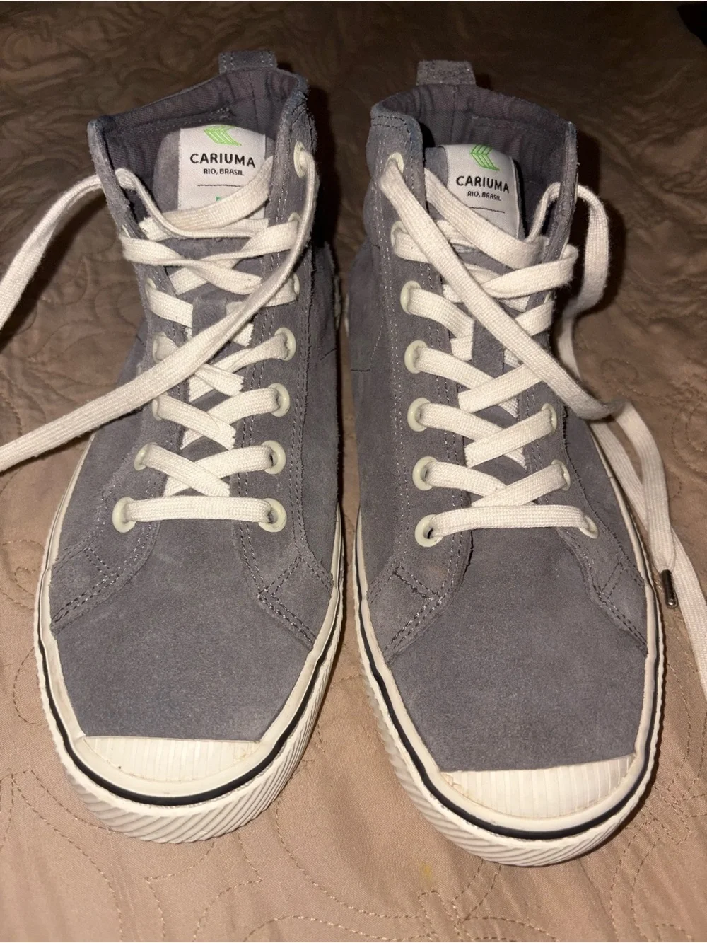 Cariuma OCA High-Top Grey Suede Sneakers Women’s Size 8 1/2 Men’s Size 7